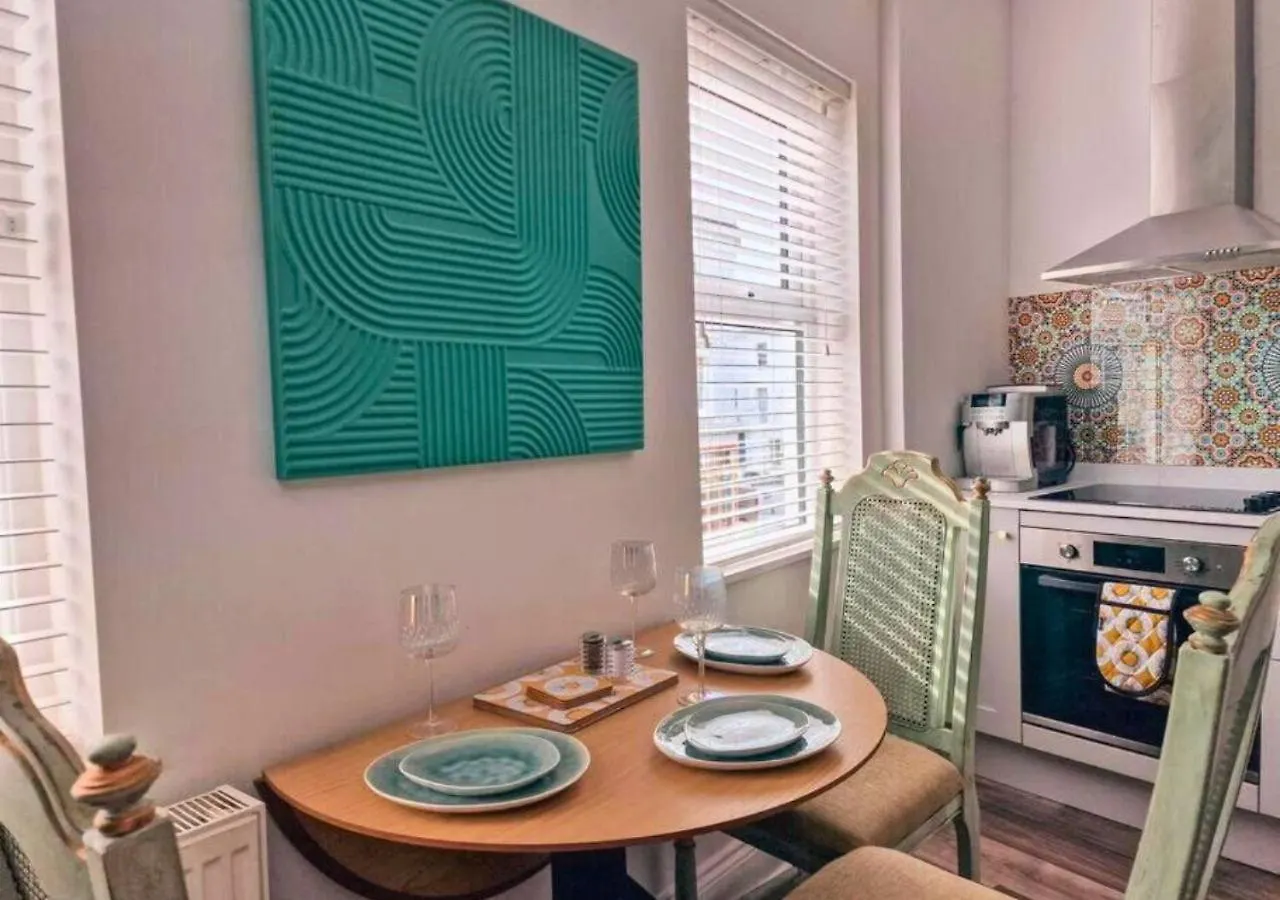 Eclectic 1Bd In The Heart Of Cheltenham! 0*, Cheltenham United Kingdom